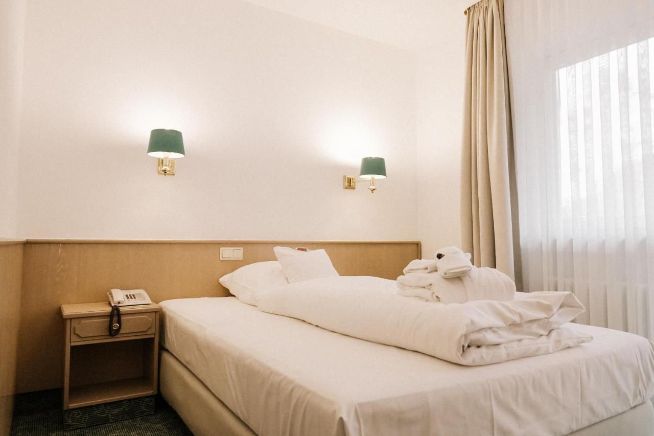 Landhotel Waldhaus Laubach  Eksteriør billede